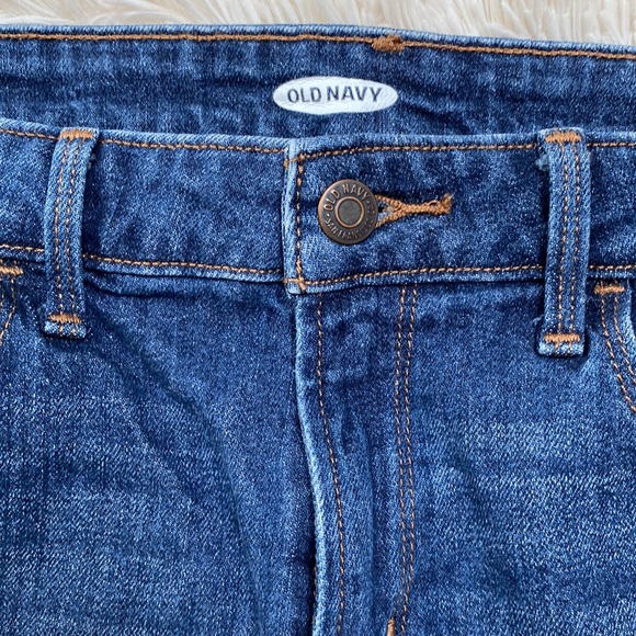 Old Navy Mid Rise Jean Shorts 💗 Dark Wash - Picture 10 of 13
